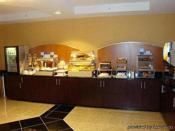 Holiday Inn Express & Suites Indianapolis - East By Ihg Ресторан фото